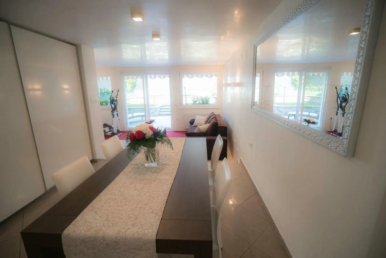 아파트 Deluxe Apartma Jana 류블랴나
